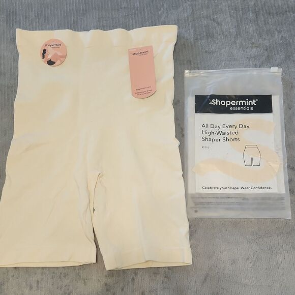 Shapermint Essentials All Day Everyday High Waisted Cream Shaper Shorts XL XXL - Picture 1 of 4